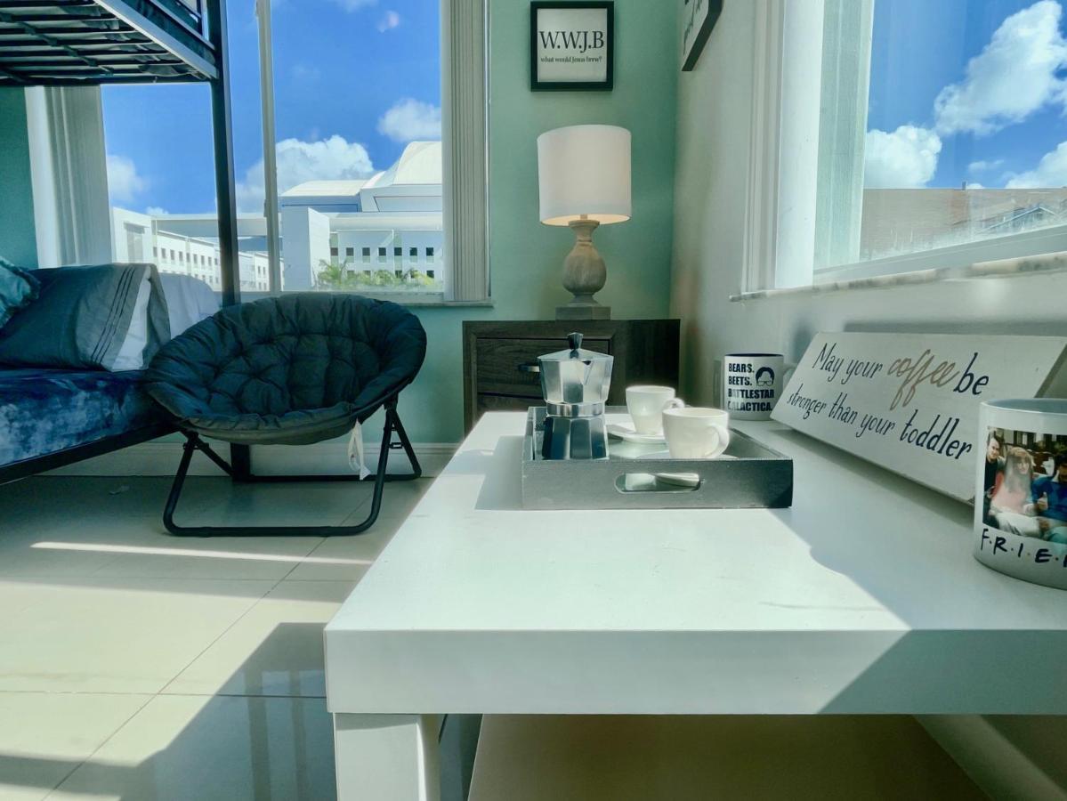 Marlins Park Suites - Apartment 4 - Cafe Colada Suite Маями Екстериор снимка