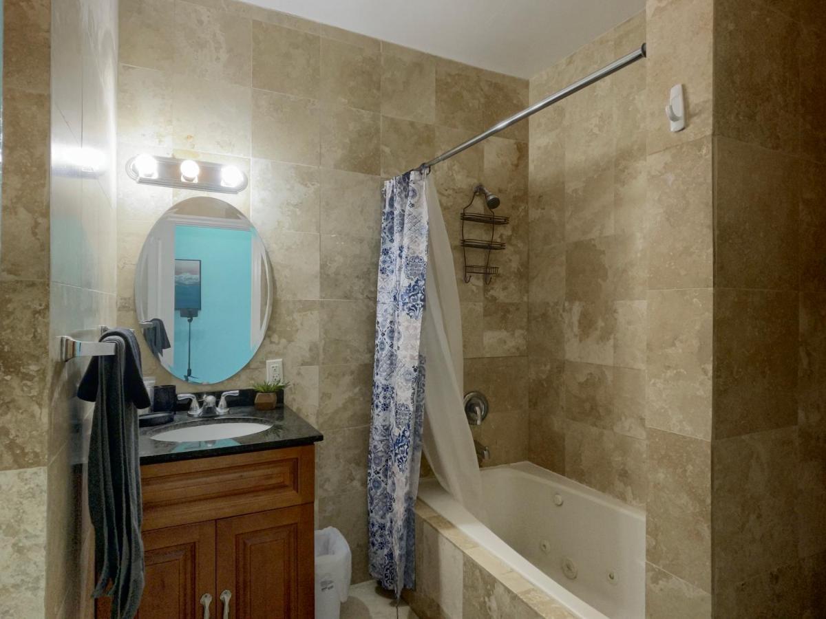 Marlins Park Suites - Apartment 4 - Cafe Colada Suite Маями Екстериор снимка